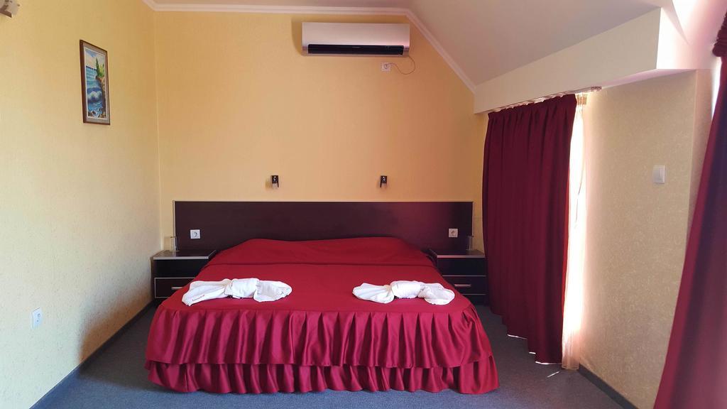 Cantilena Hotel Nesebar Ruang foto